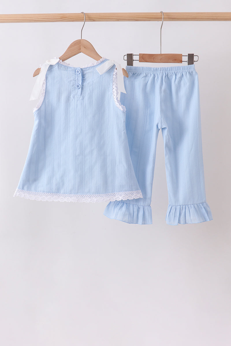  Aaria Tees