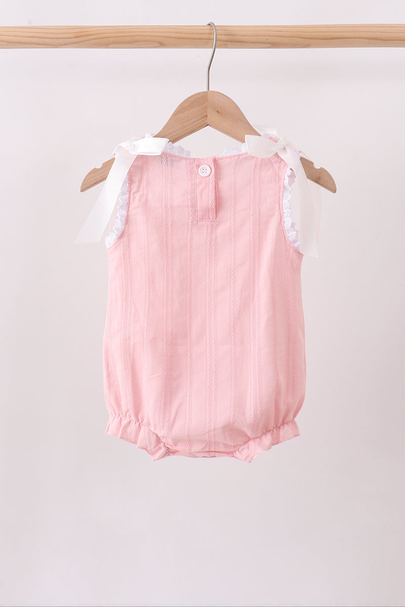  Aaria Tees