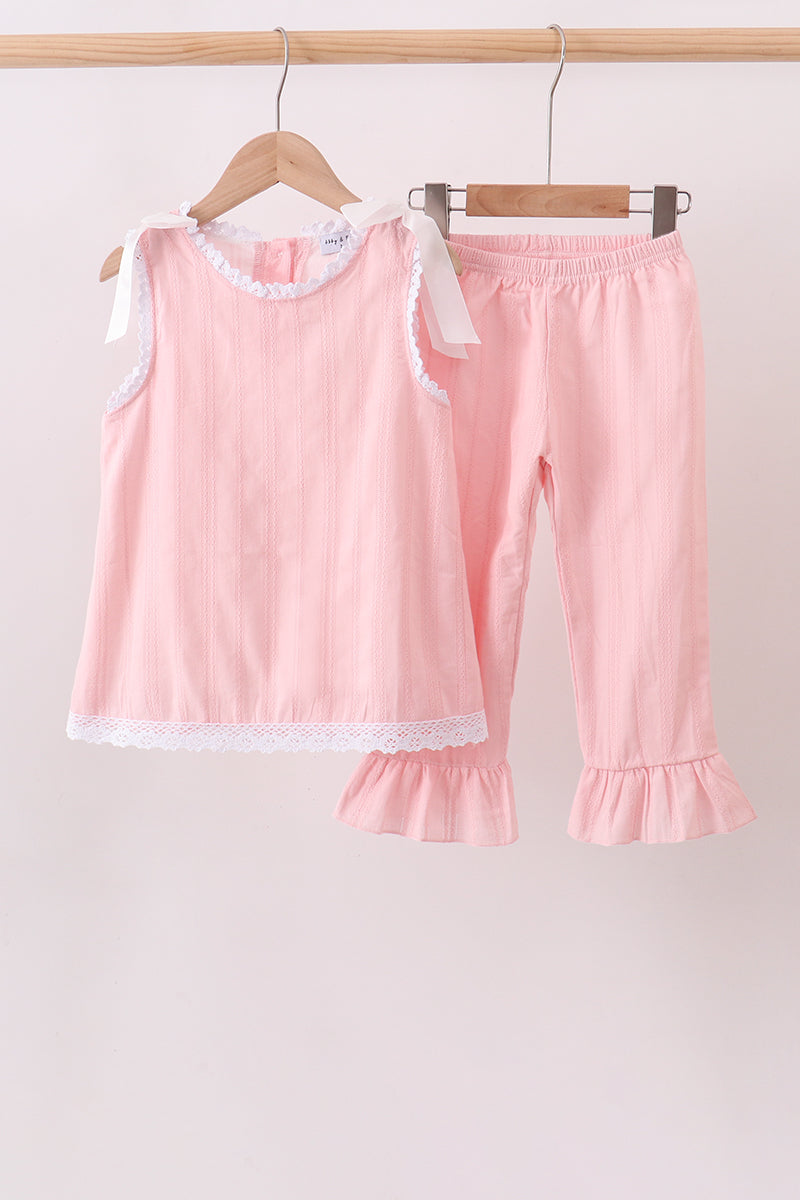  Aaria Tees