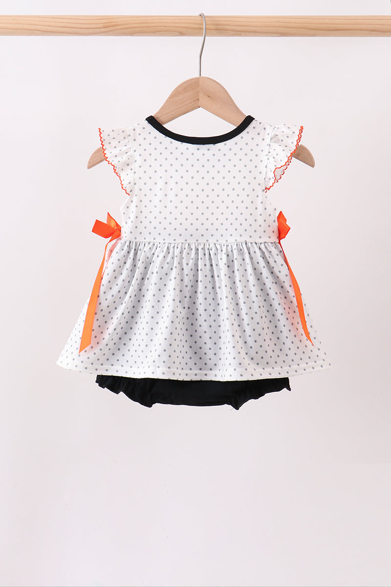  Aaria Tees