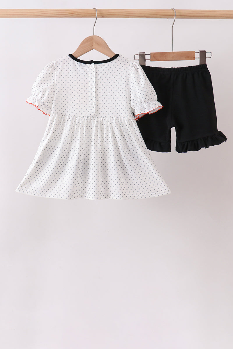  Aaria Tees