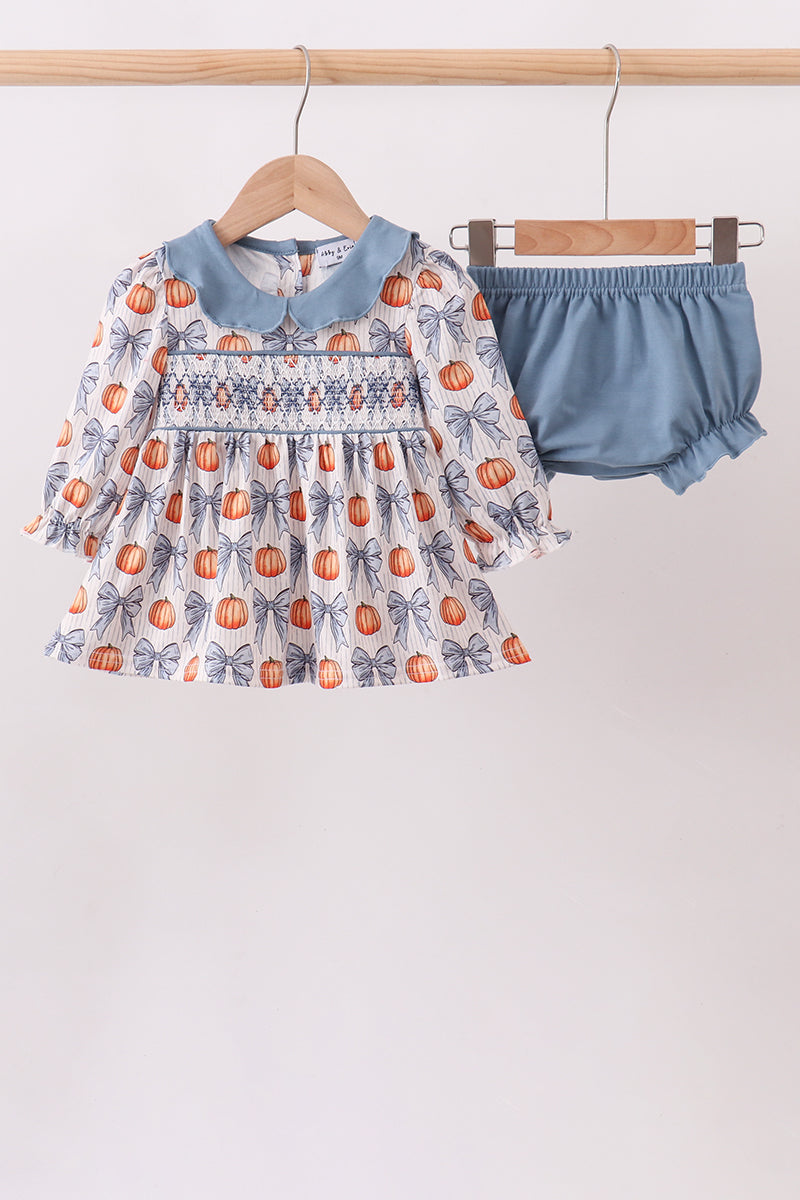  Aaria Tees