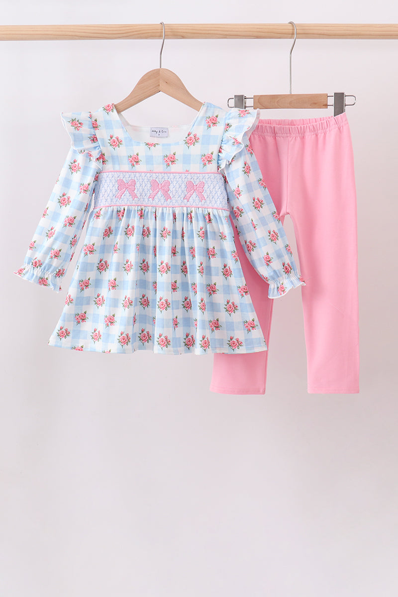  Aaria Tees
