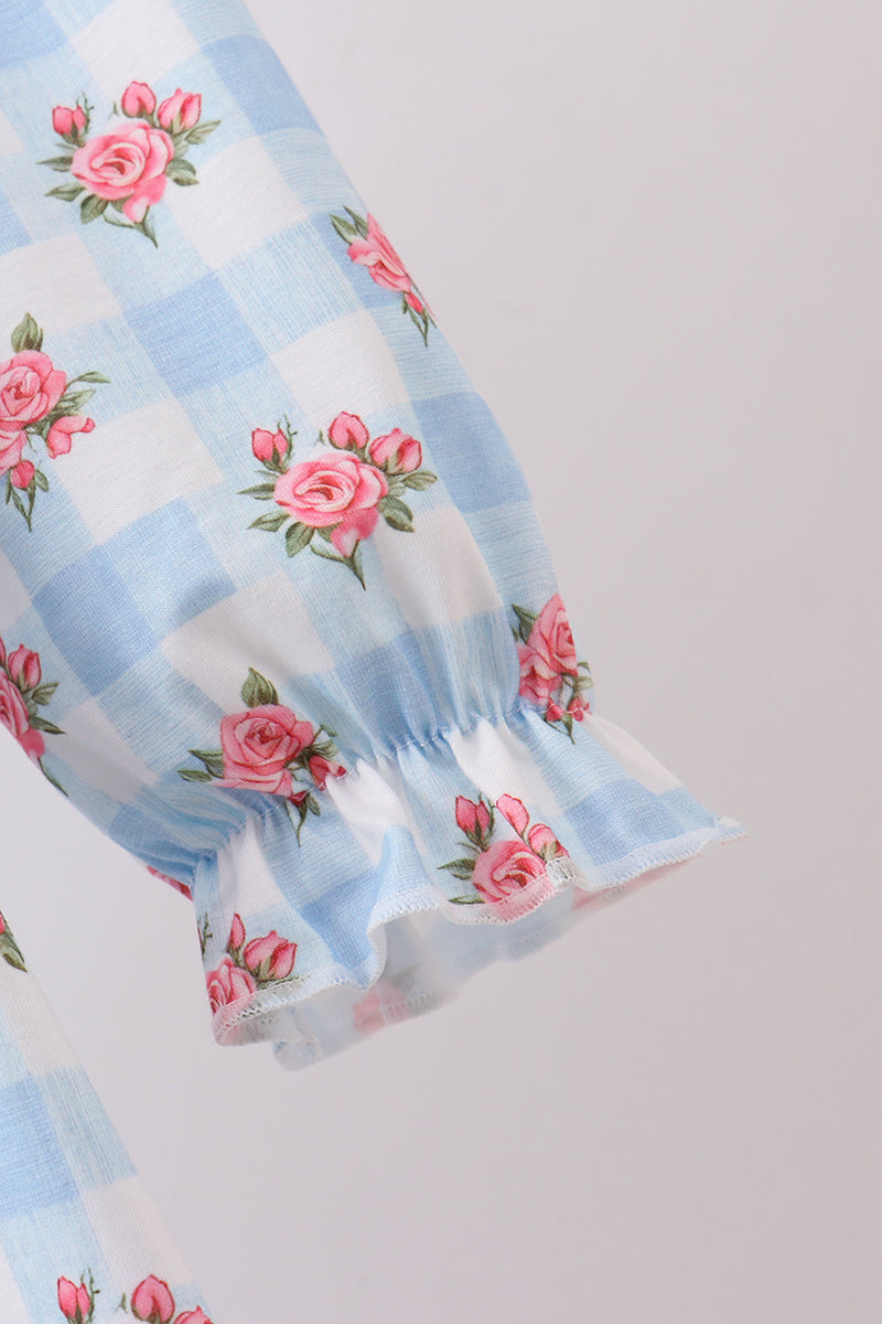  Aaria Tees