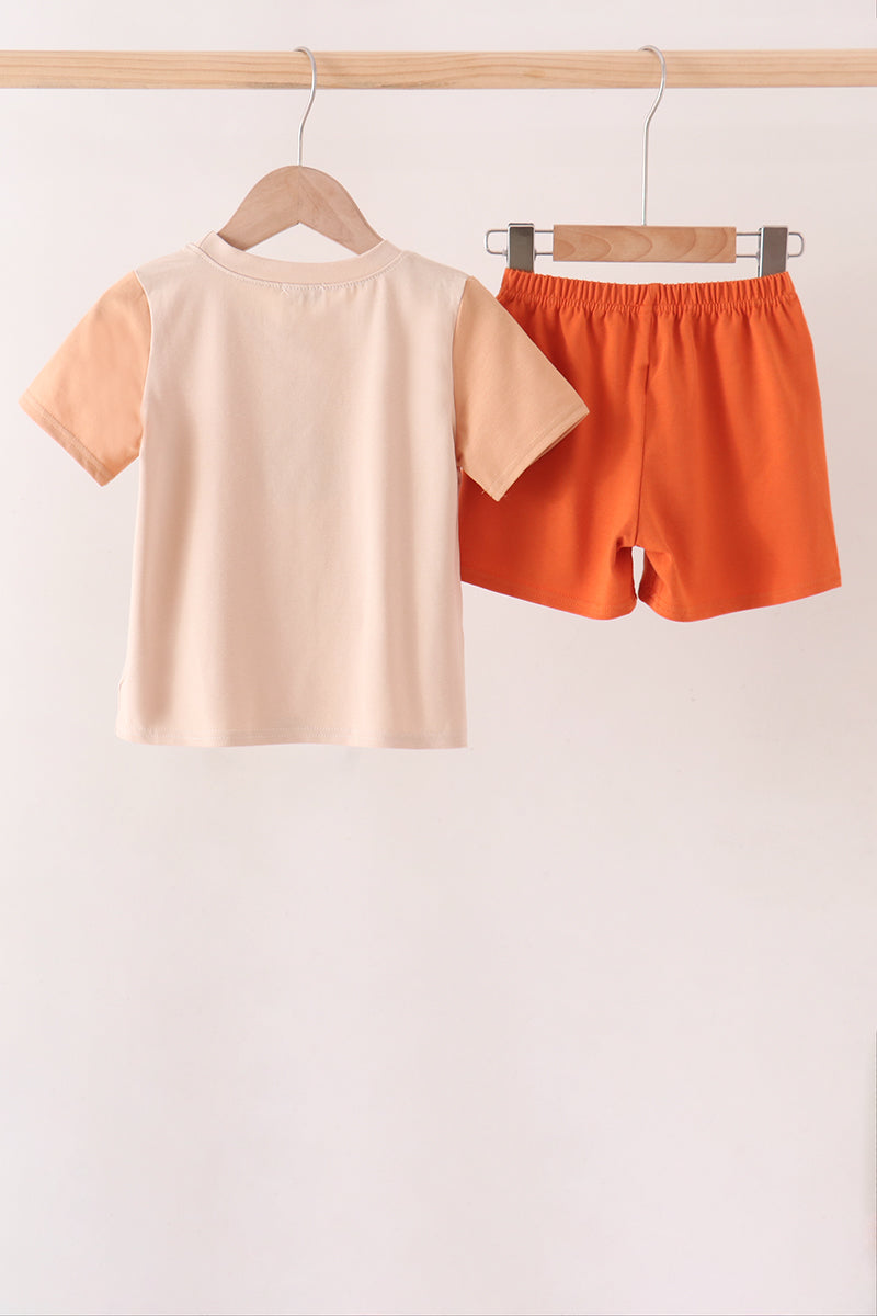  Aaria Tees