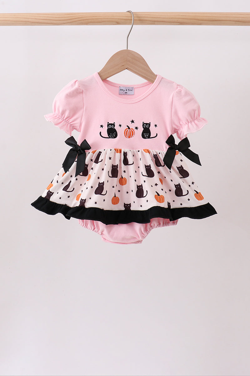  Aaria Tees