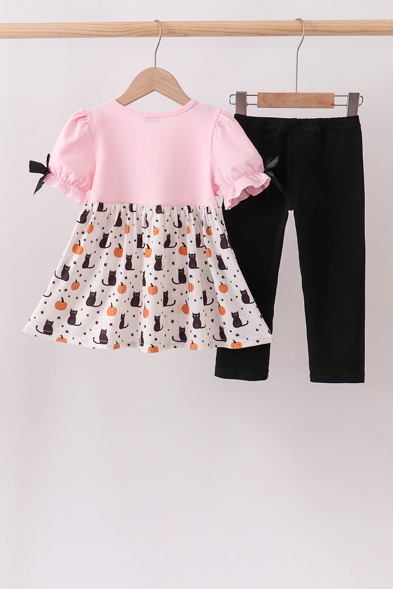  Aaria Tees