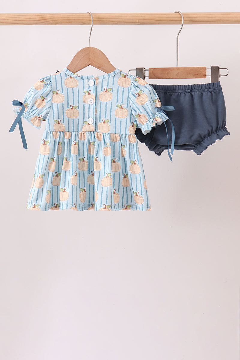  Aaria Tees
