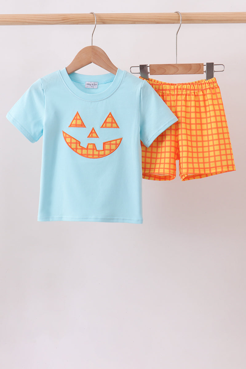  Aaria Tees