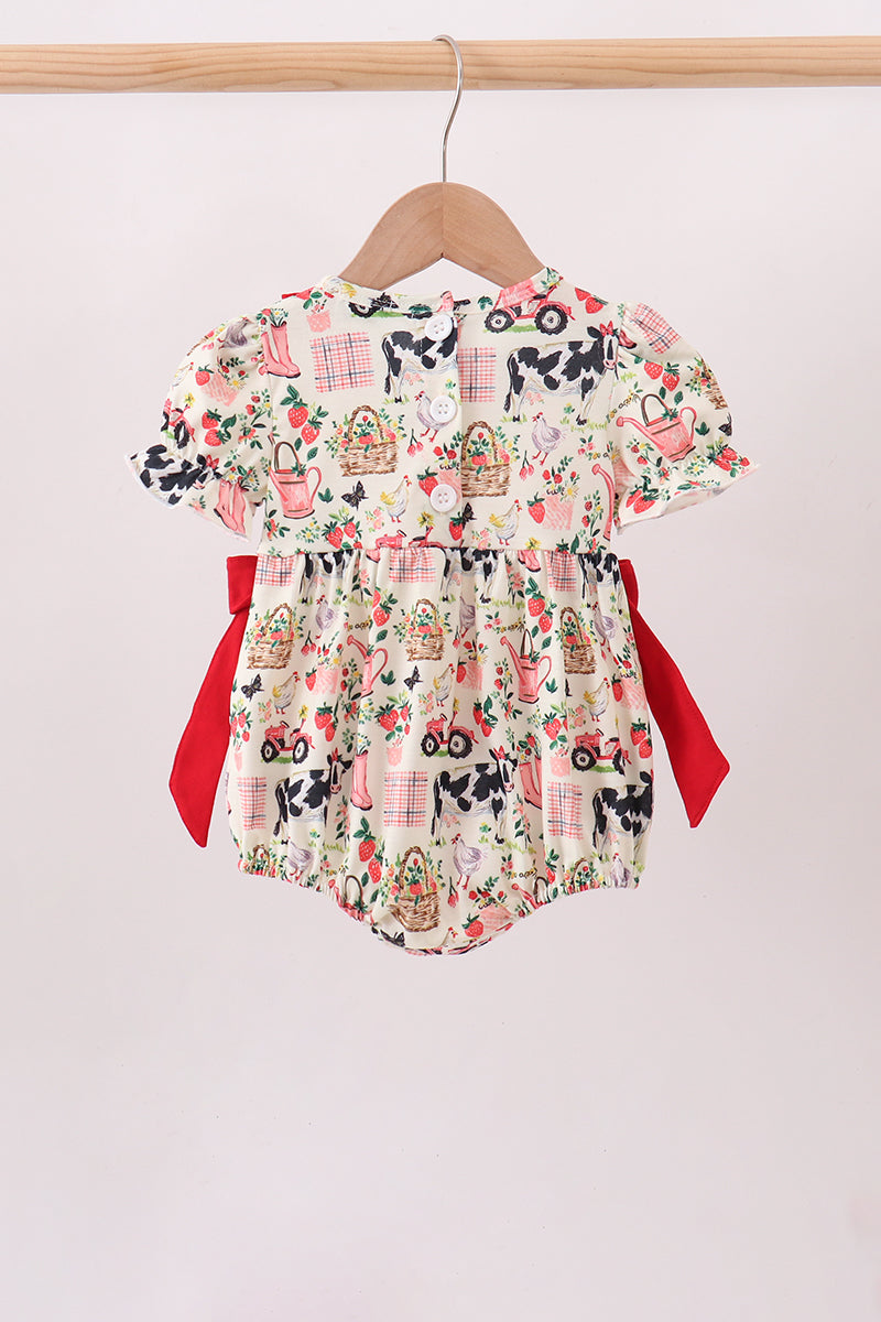  Aaria Tees