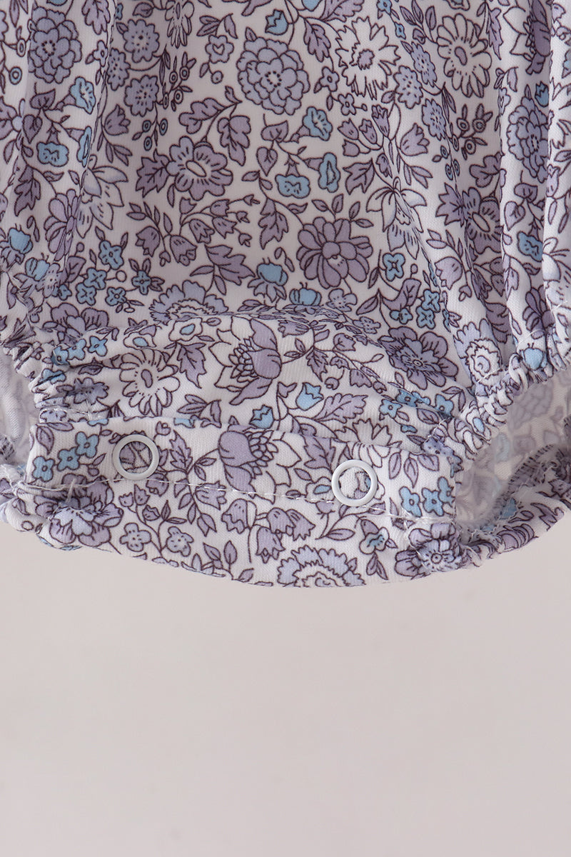  Aaria Tees