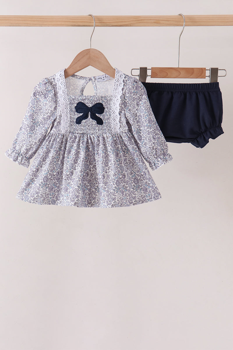  Aaria Tees