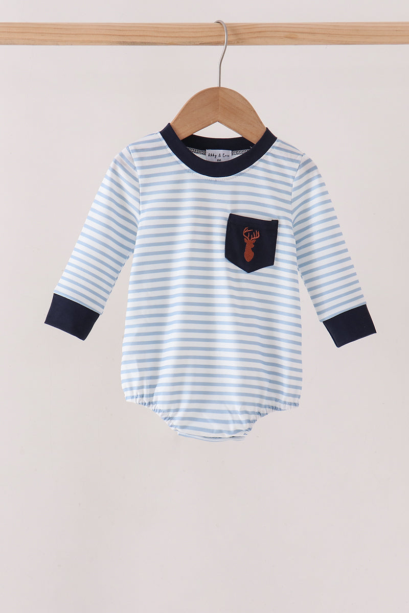  Aaria Tees