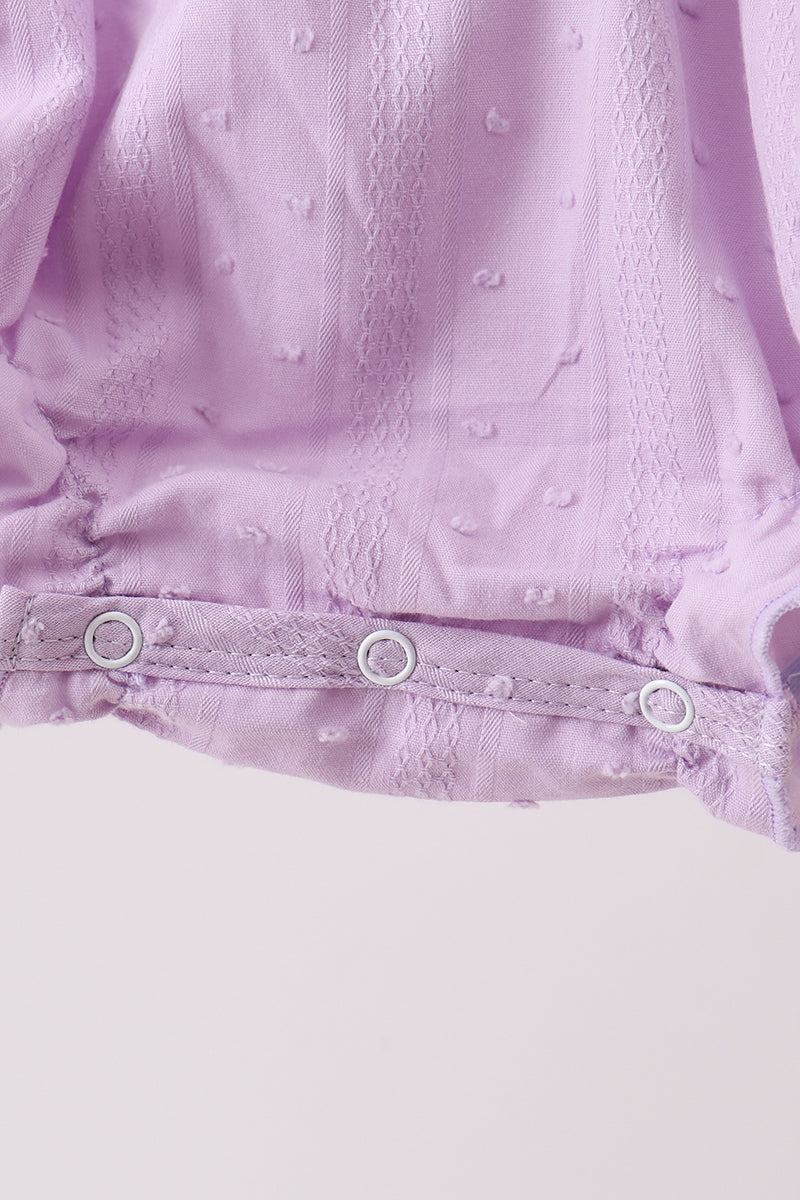  Aaria Tees