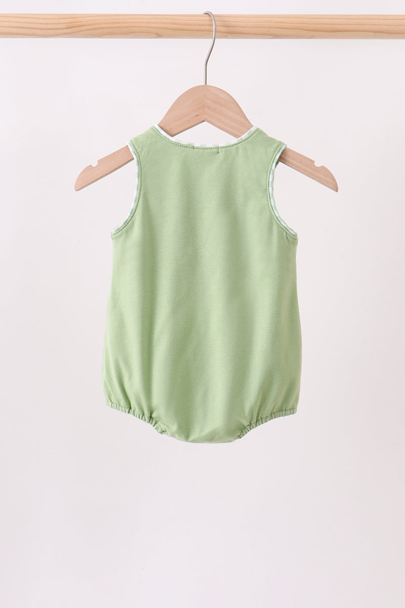  Aaria Tees