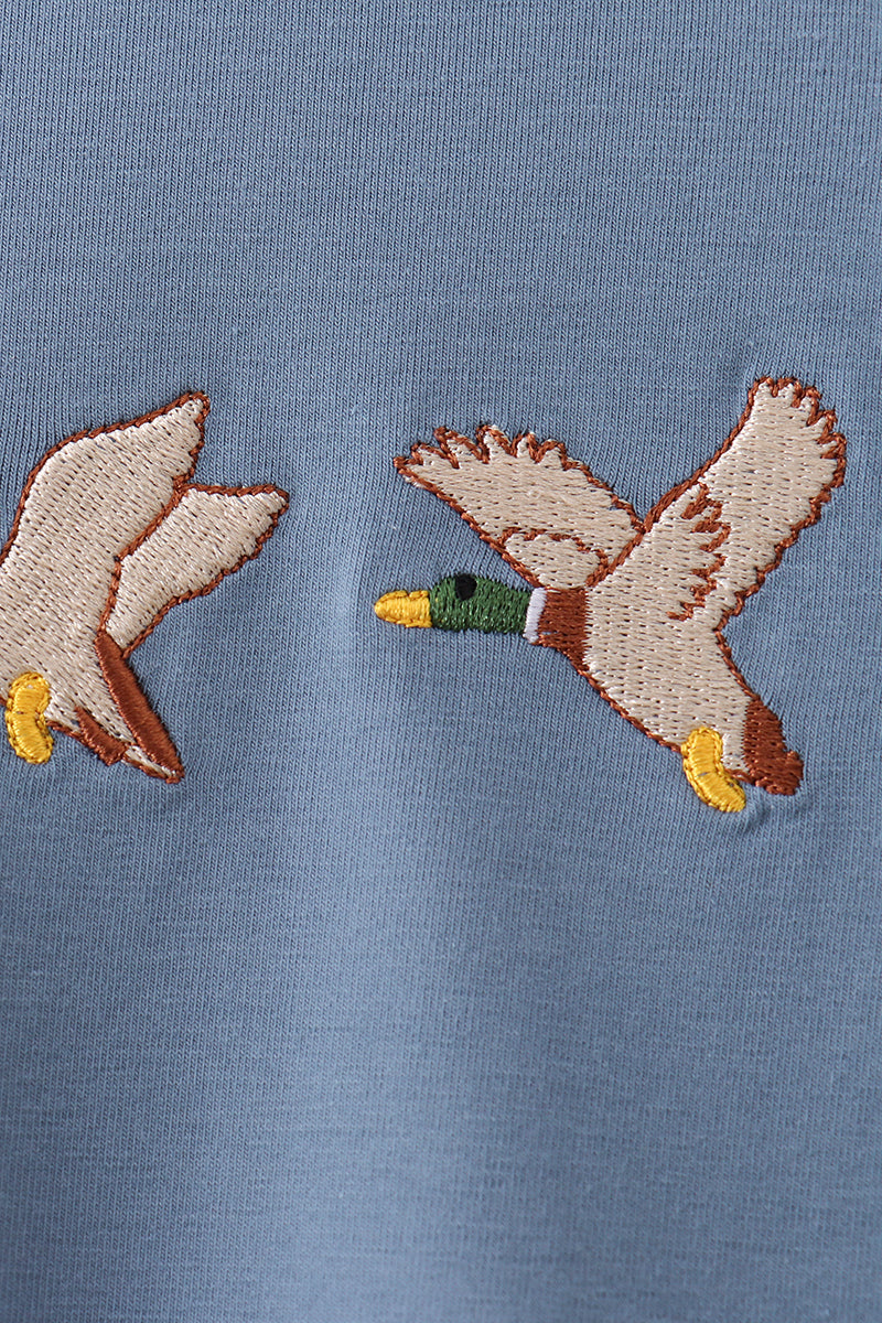  Aaria Tees