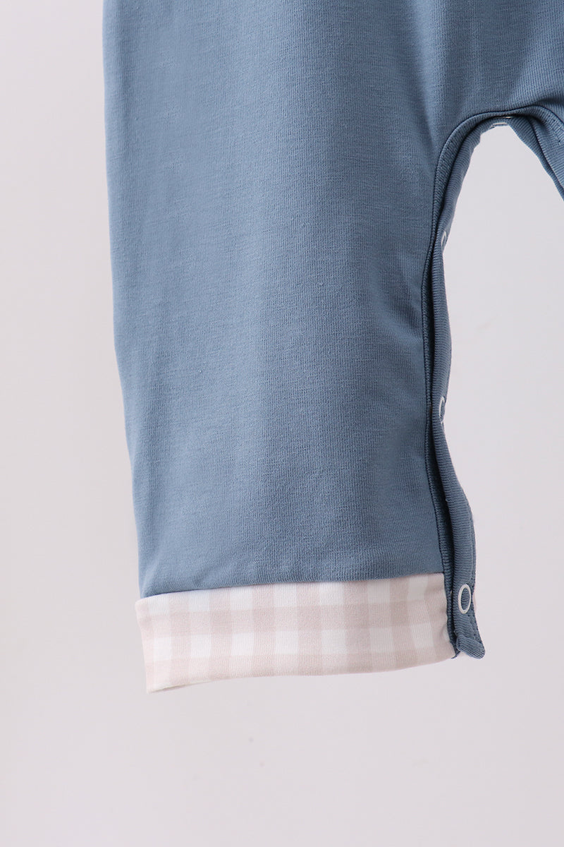  Aaria Tees