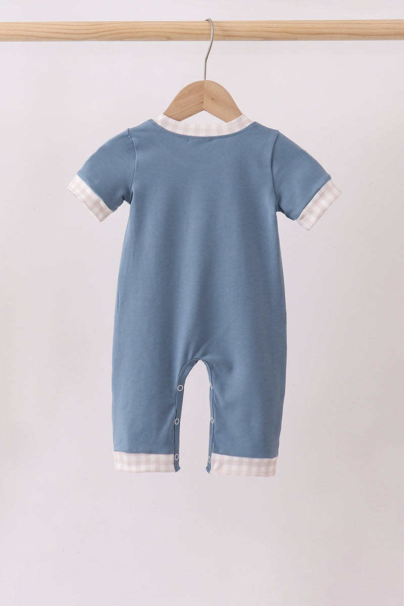  Aaria Tees