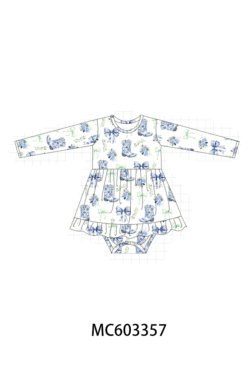  Aaria Tees