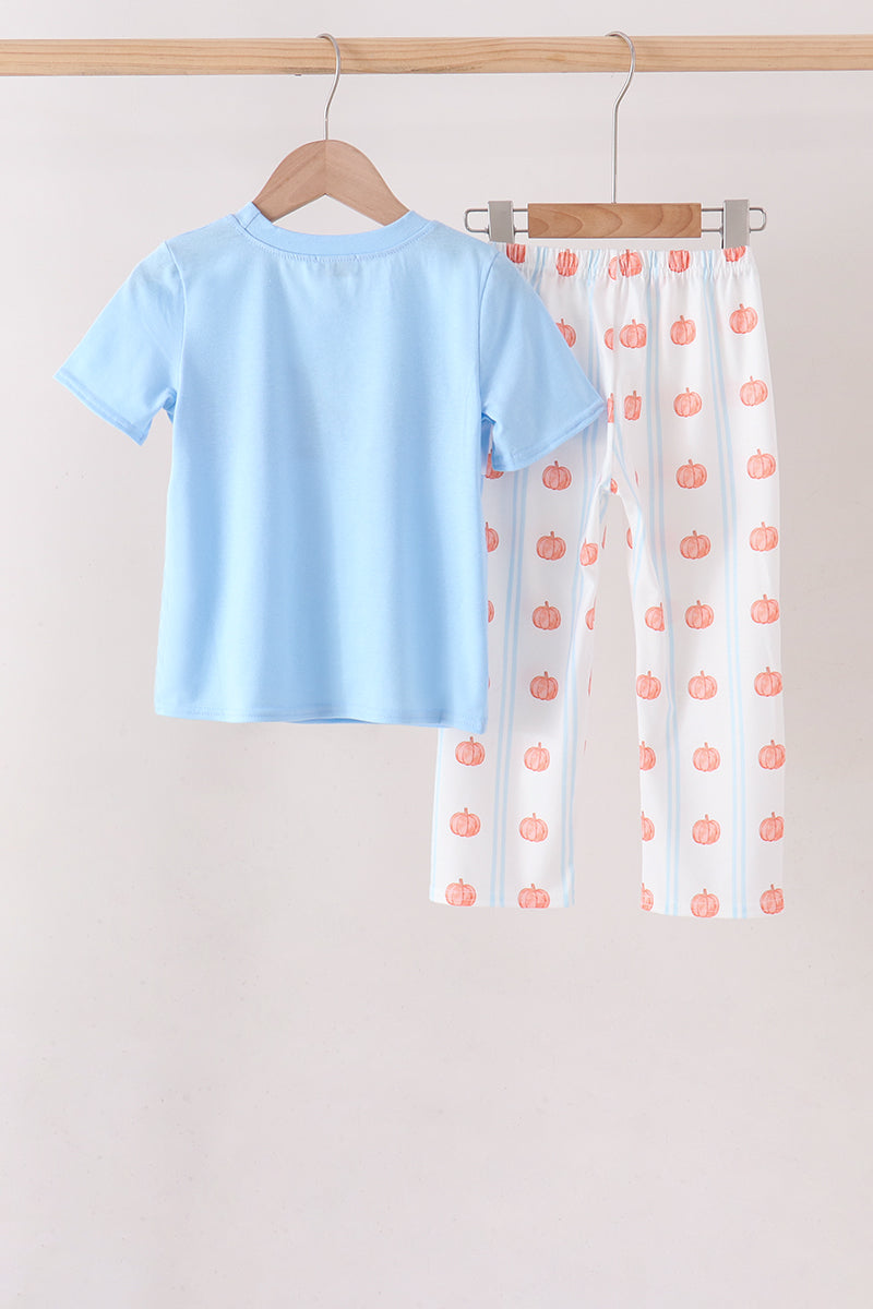 Aaria Tees