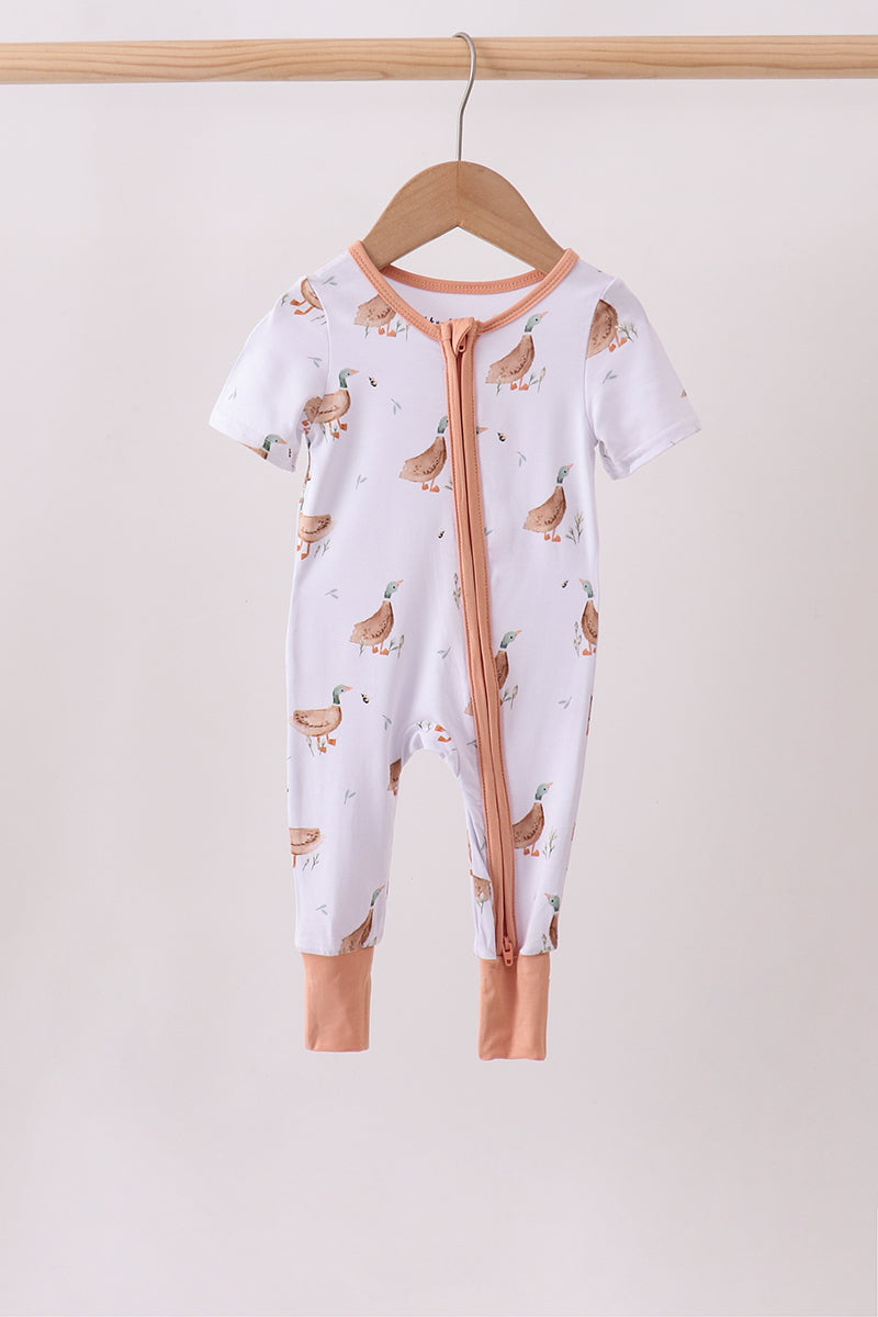  Aaria Tees
