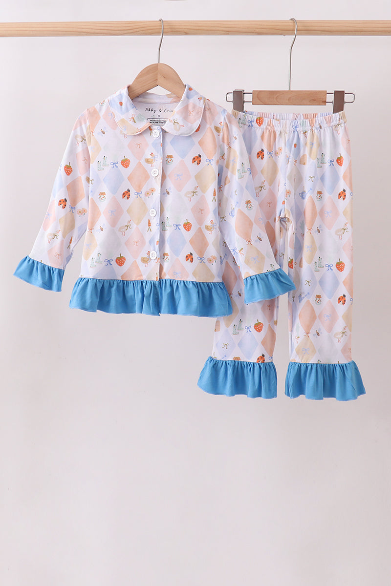  Aaria Tees