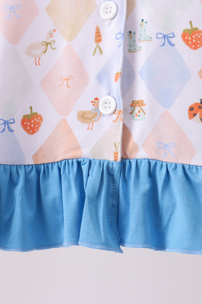  Aaria Tees