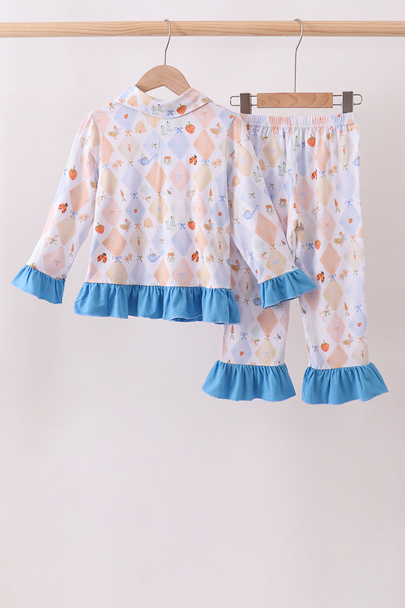  Aaria Tees