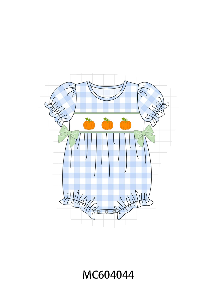  Aaria Tees