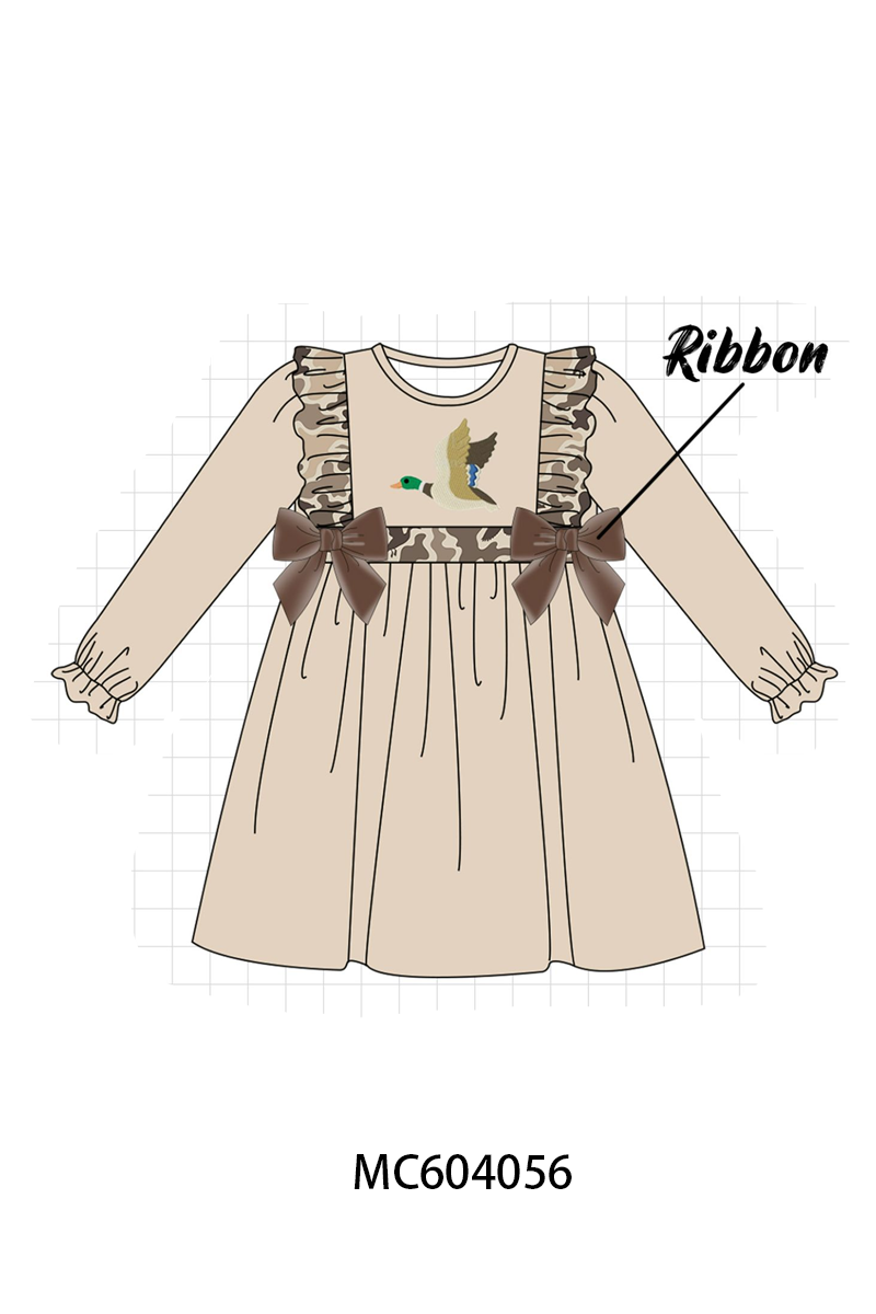  Aaria Tees