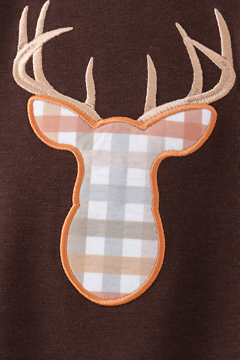  Aaria Tees