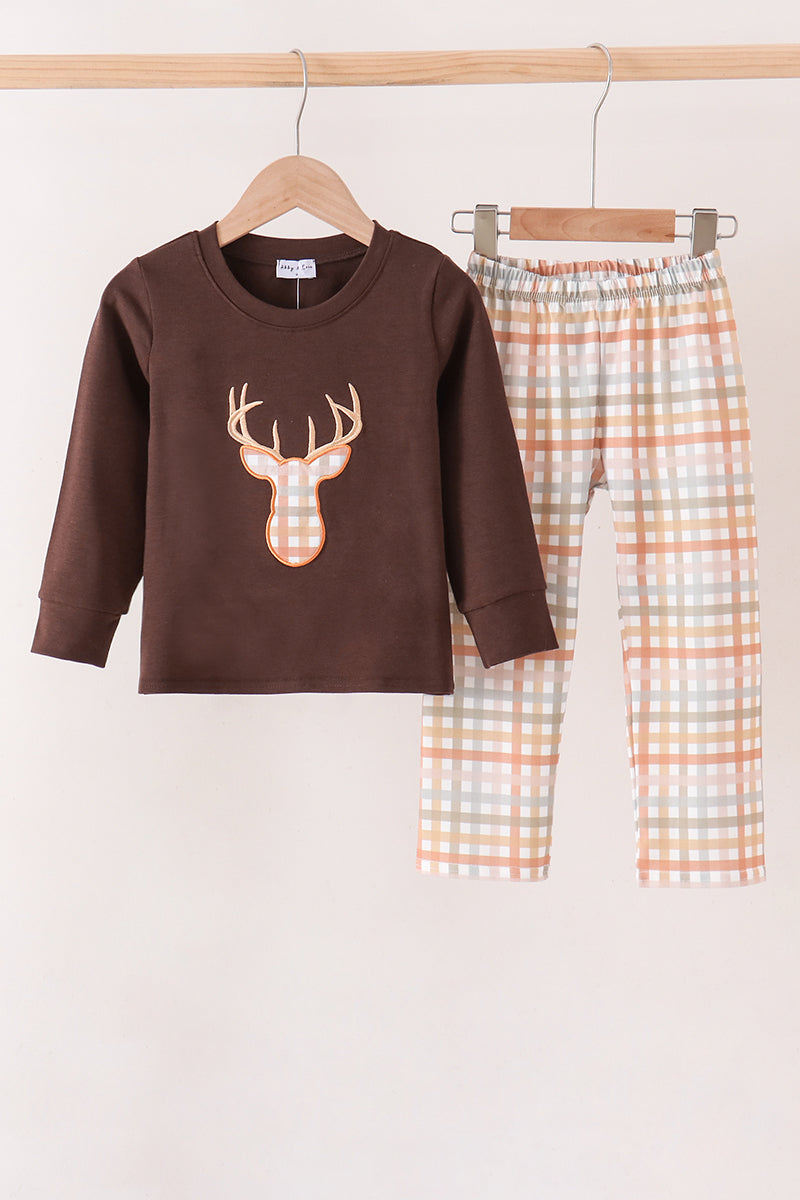  Aaria Tees