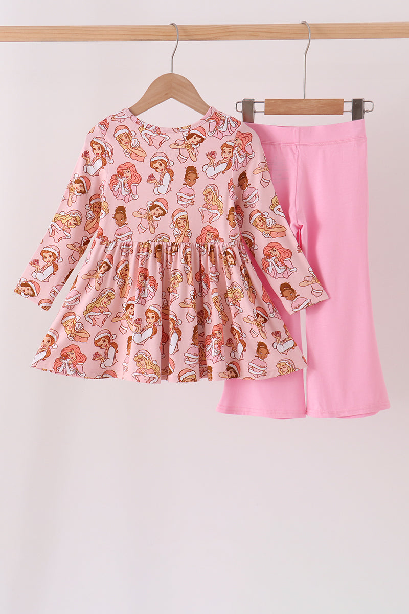 Aaria Tees