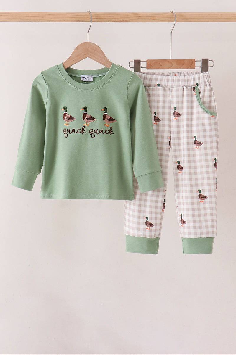  Aaria Tees