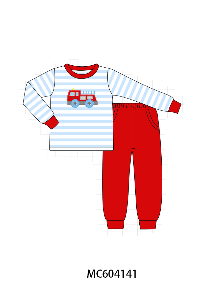  Aaria Tees