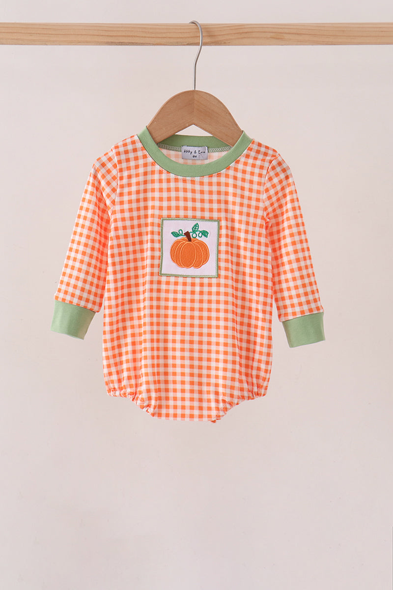  Aaria Tees