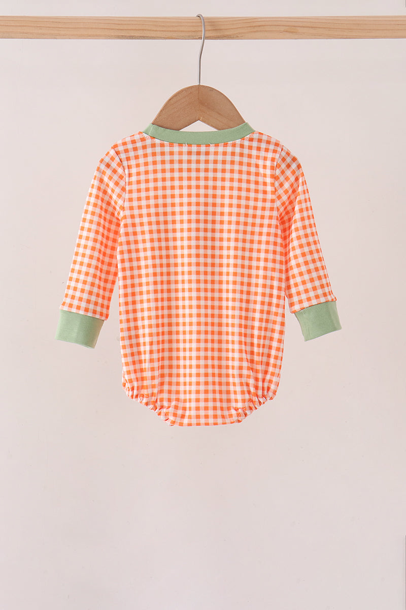  Aaria Tees