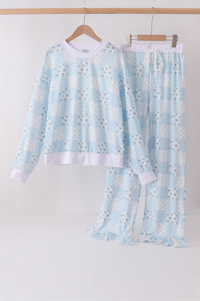 Blue floral bow checkered mom&me pants set - Aaria Tees