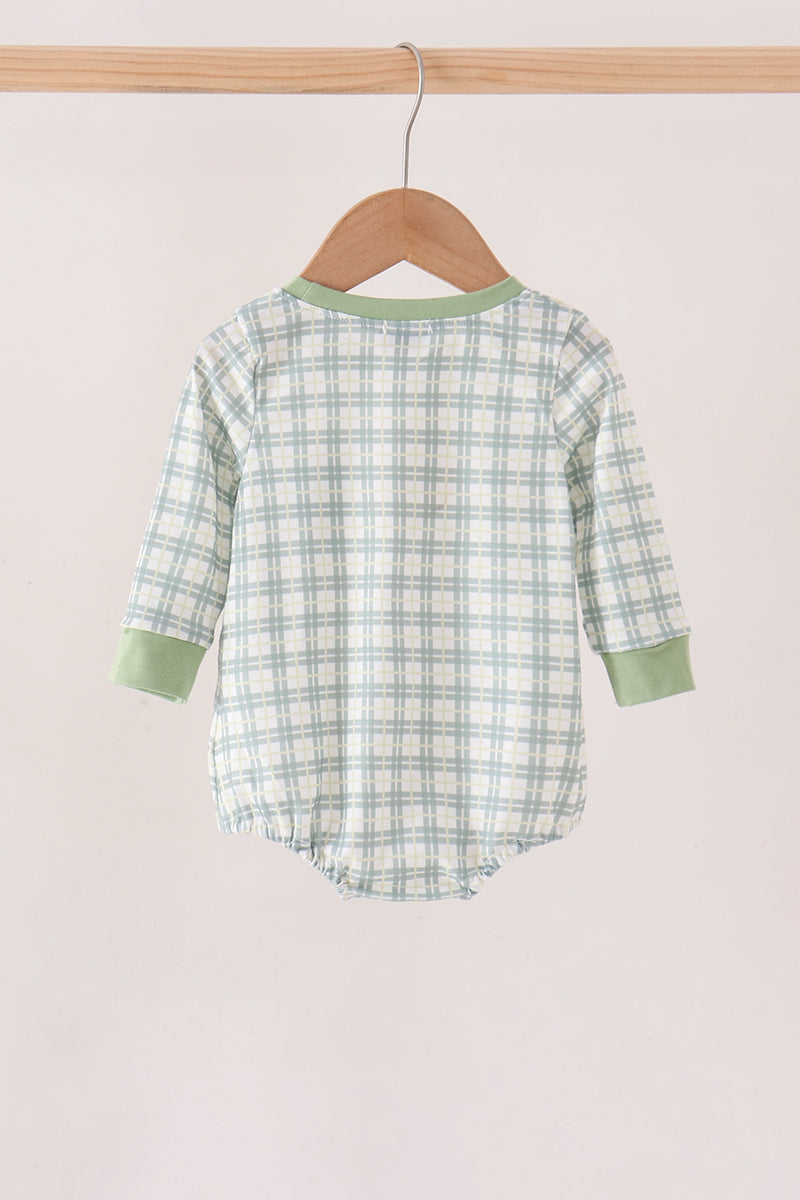  Aaria Tees