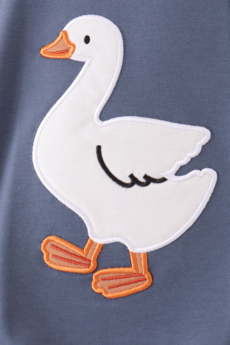  Aaria Tees