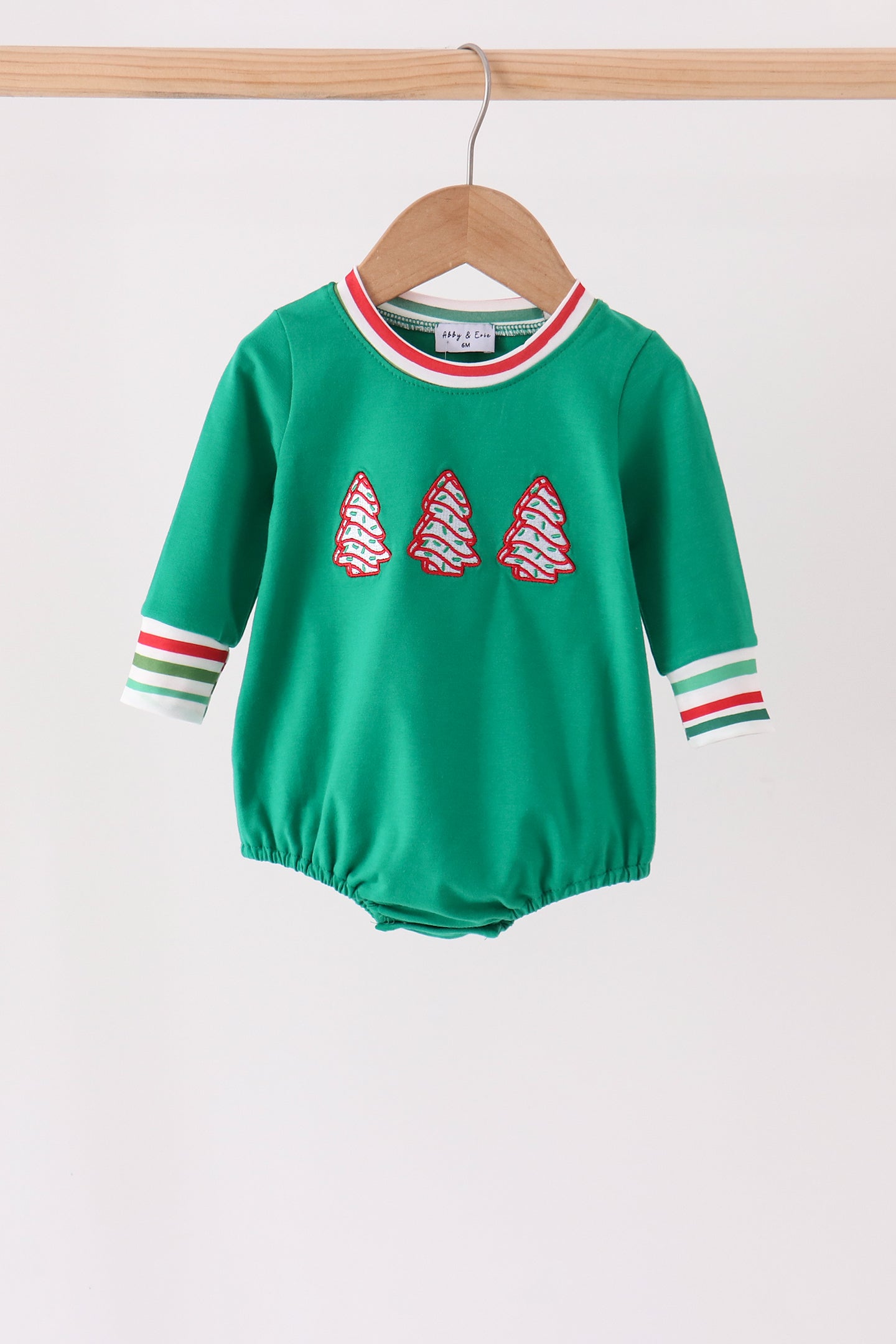  Aaria Tees