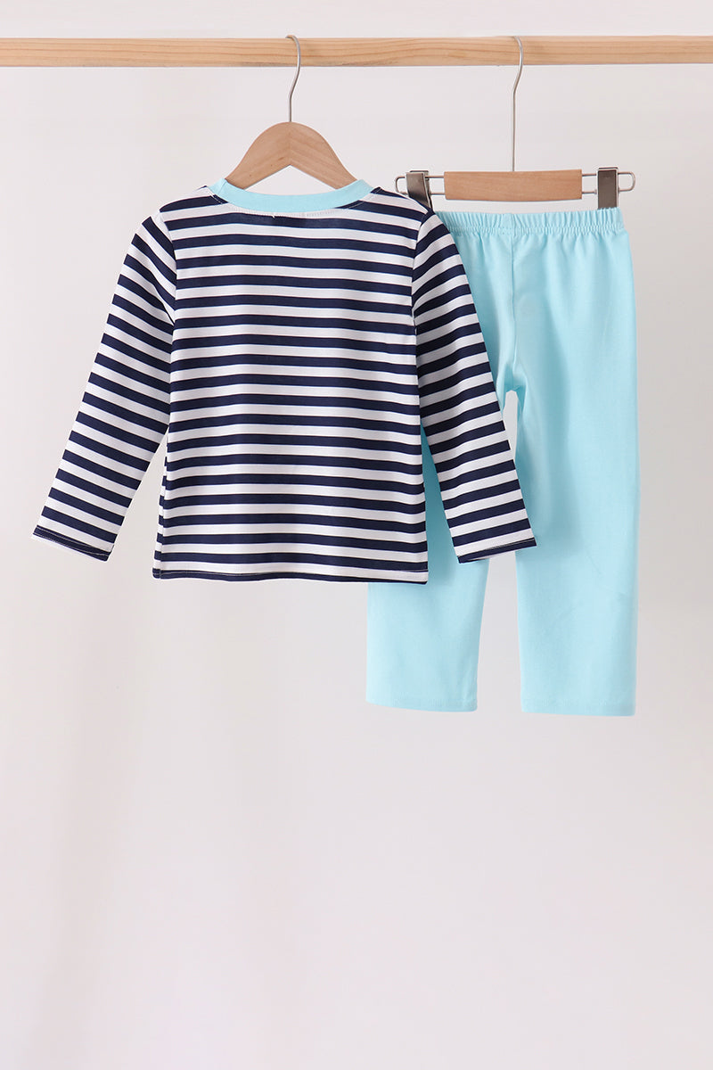  Aaria Tees