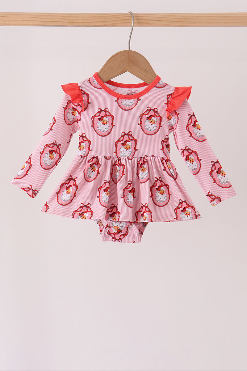  Aaria Tees