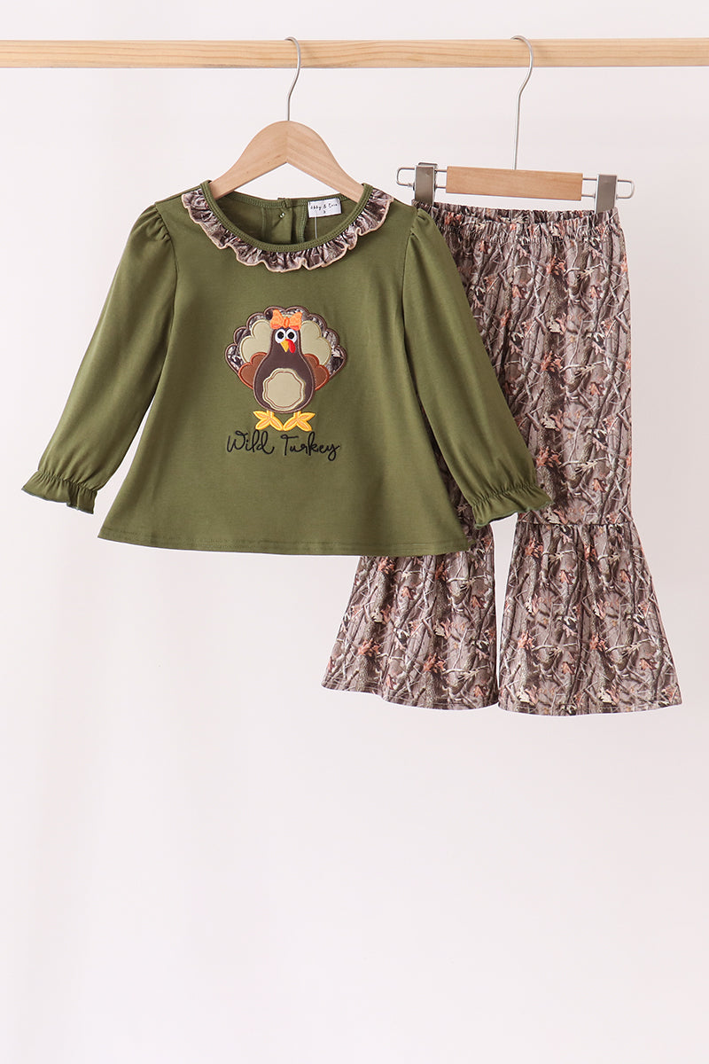  Aaria Tees