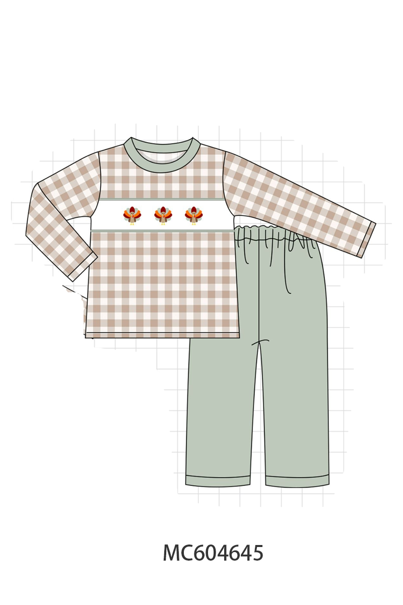  Aaria Tees