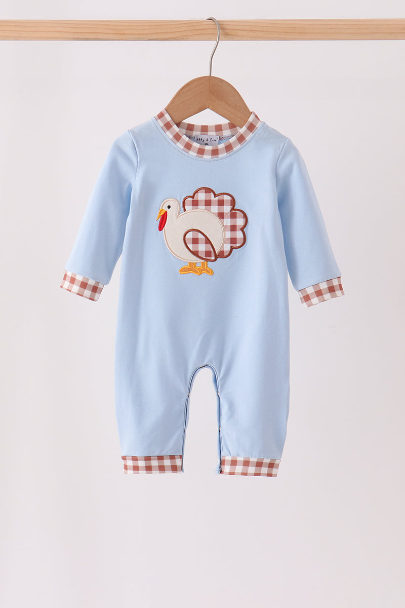  Aaria Tees