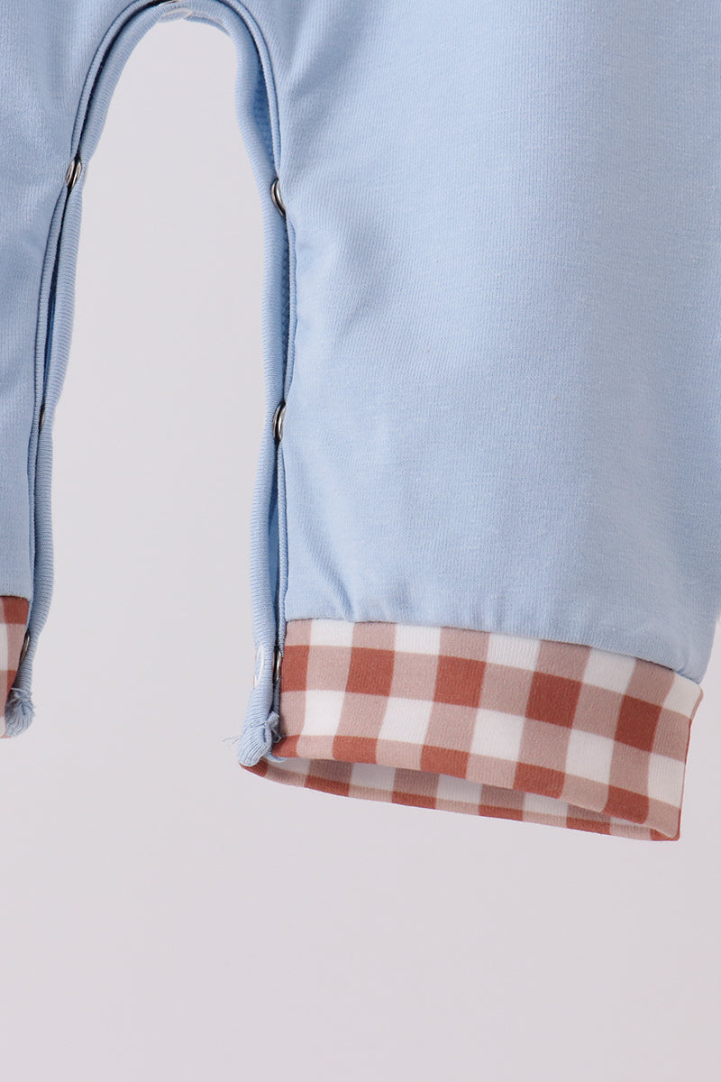  Aaria Tees