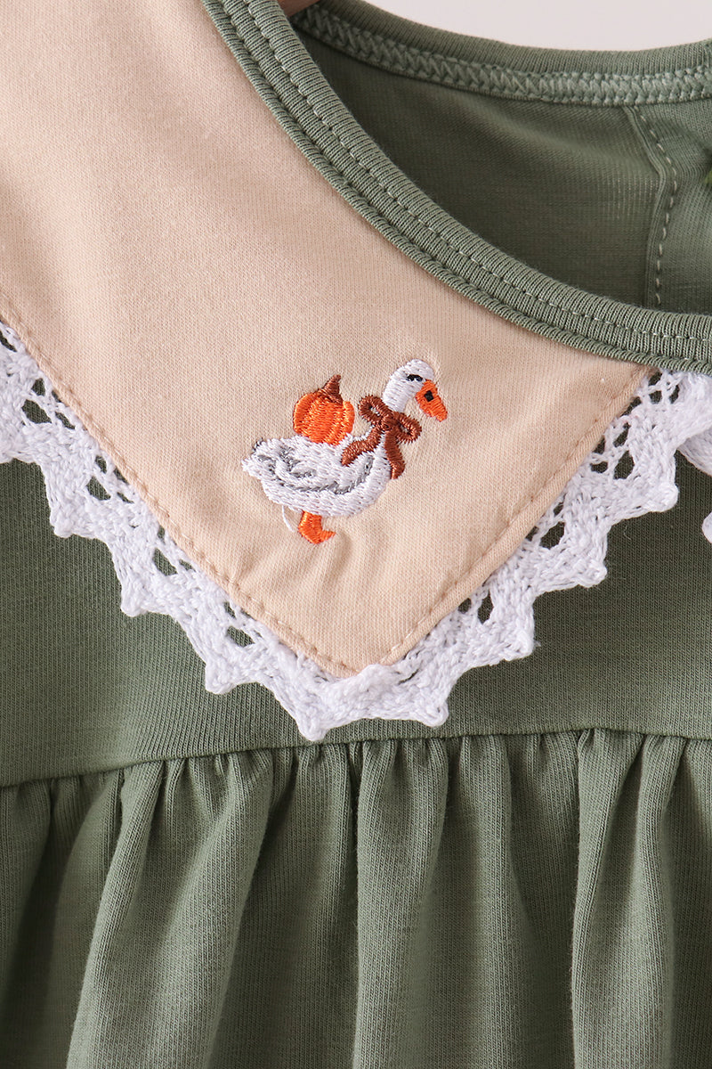 Green goose pumpkin embroidery pants set - Aaria Tees Aaria Tees