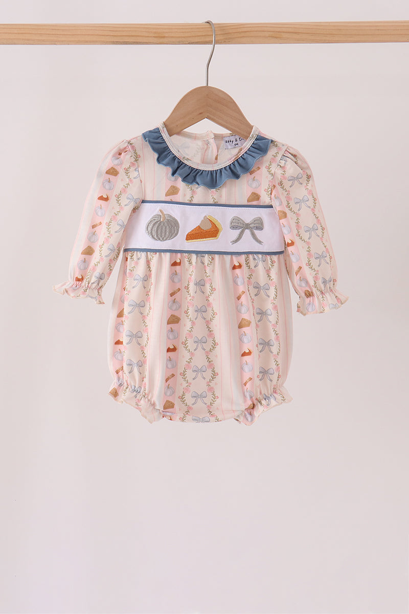  Aaria Tees