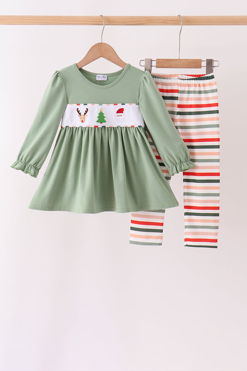 Green Reindeer Tree Embroidery Pants Set - Aaria Tees Aaria Tees
